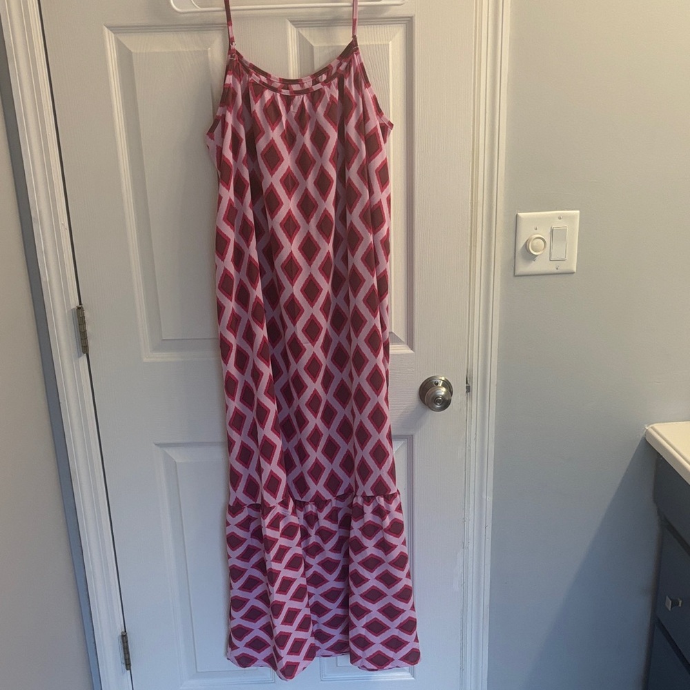 Dokotoo Maxi, Pink and Red Geometric Dress